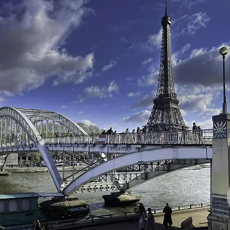 Elegant 8e, Quartier Champs-elysees * Parijs
